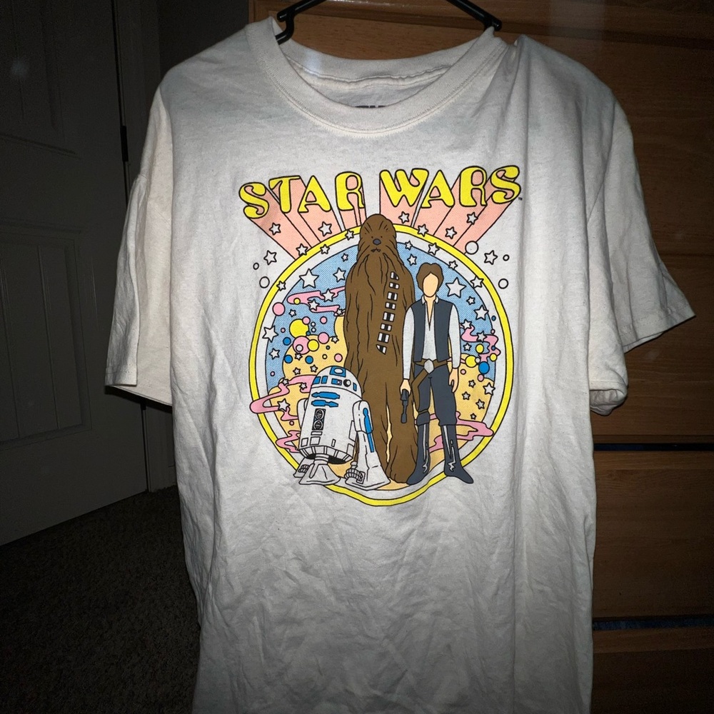 Star Wars shirt large never worn